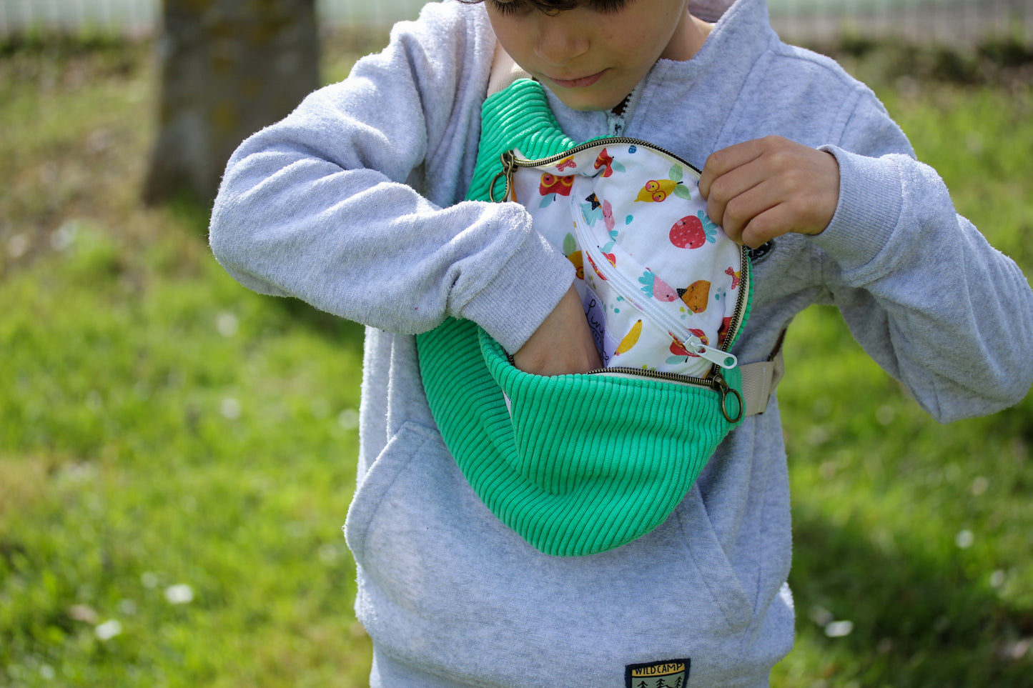 Sac banane enfant "velours côtelé" à personnaliser