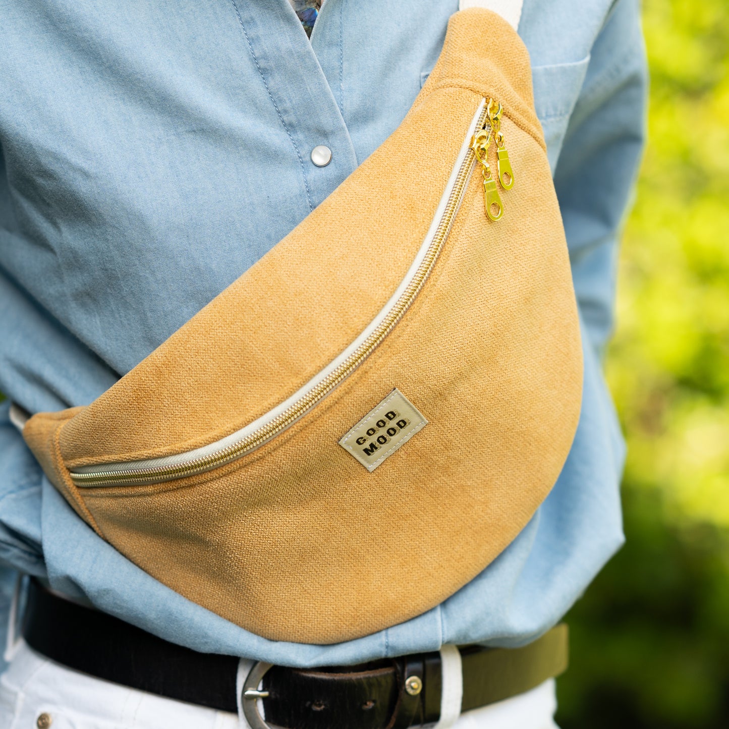 Sac banane Velours ras Moutarde